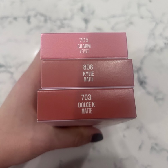 3 Kylie Lip kits brand new (liquid lipstick& liner) - Picture 2 of 8
